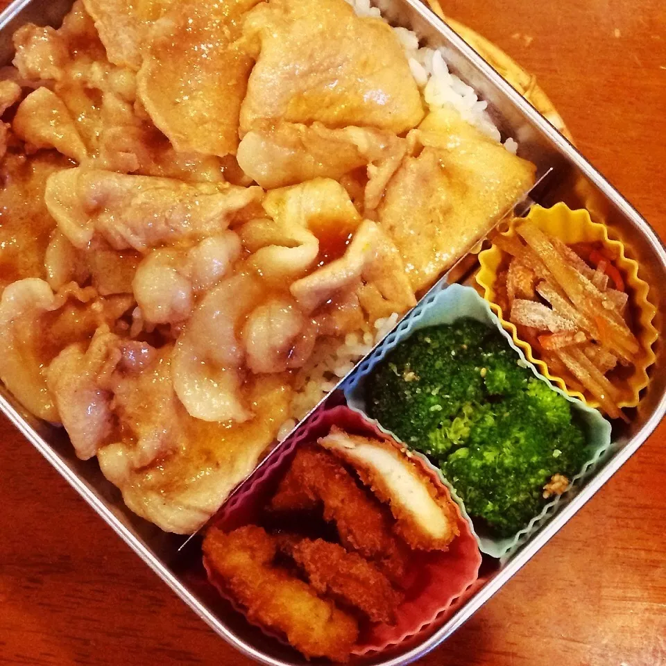 Snapdishの料理写真:生姜焼き弁当|なつこいっきママさん