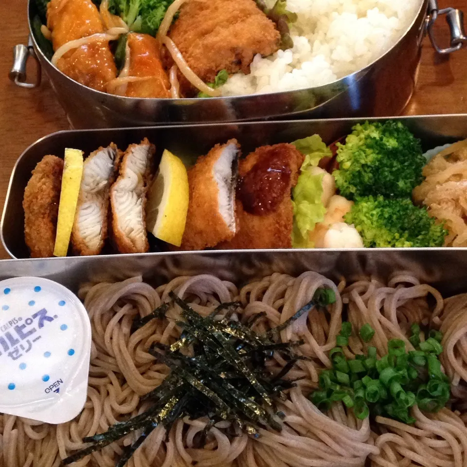 Snapdishの料理写真:ざるそば弁当|なつこいっきママさん