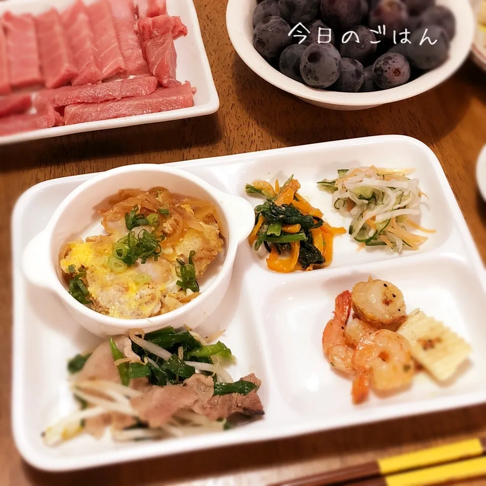 Snapdishの料理写真:ニラ豚とカツとじ|teritamagoさん