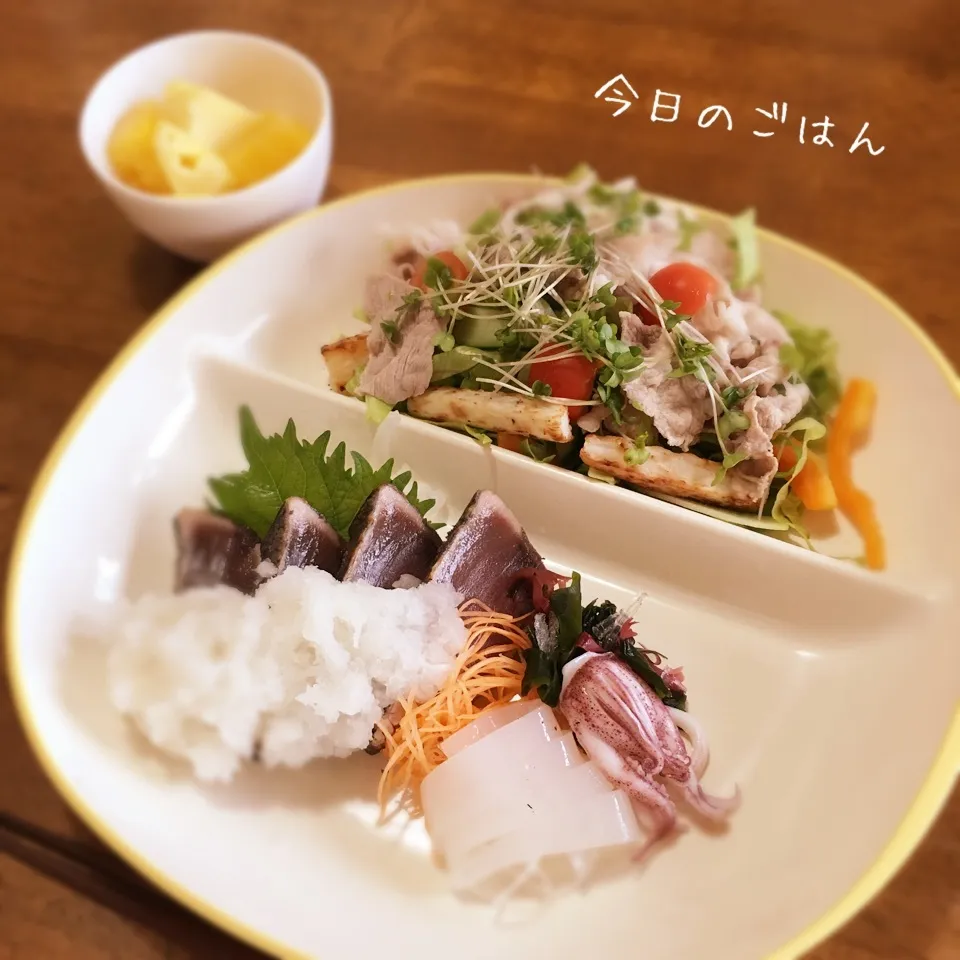 Snapdishの料理写真:鰹のたたきと烏賊の刺身|teritamagoさん