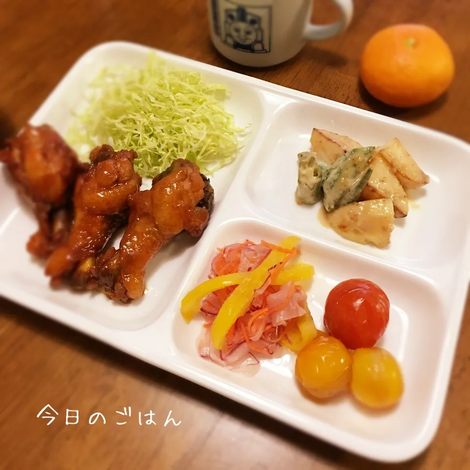 Snapdishの料理写真:手羽元の甘辛さっぱり煮|teritamagoさん