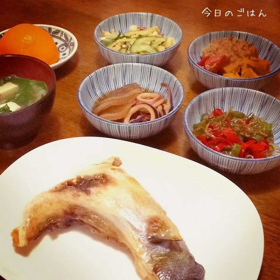 Snapdishの料理写真:ブリカマといろいろお惣菜|teritamagoさん