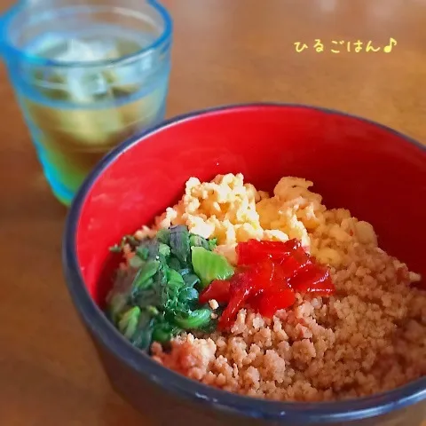 Snapdishの料理写真:三色丼|teritamagoさん