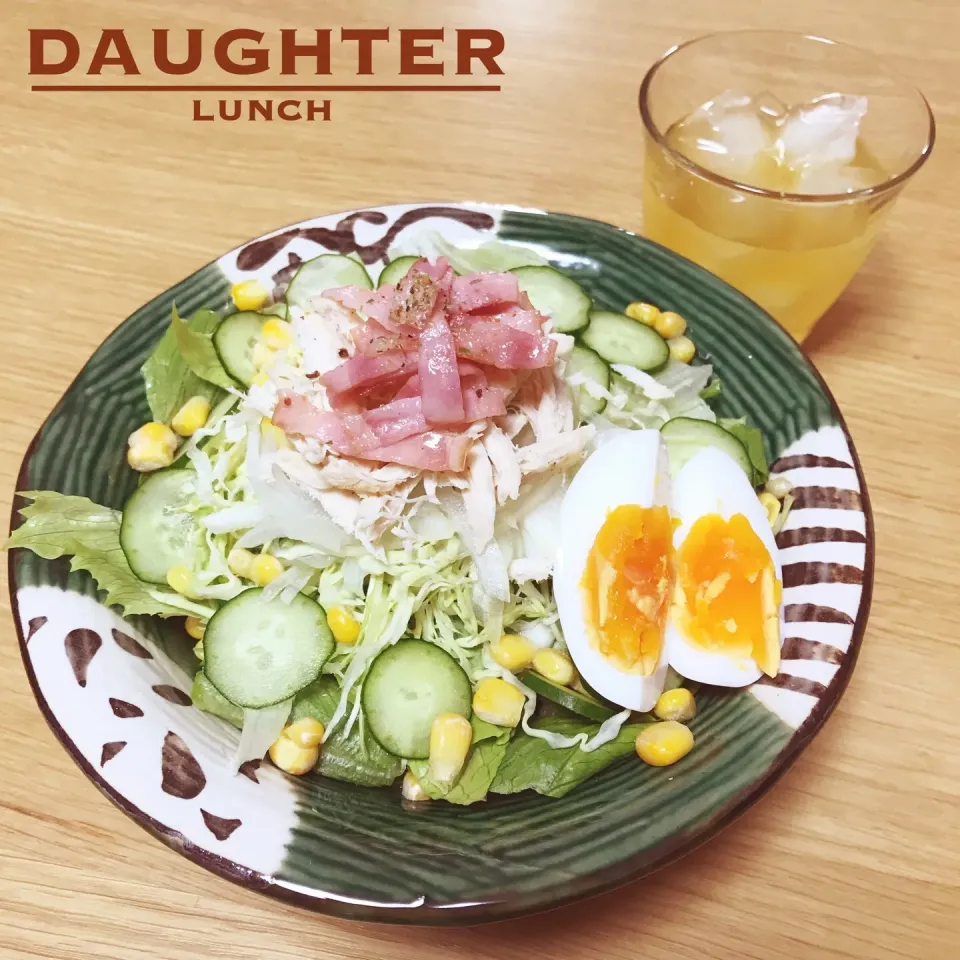 水曜日の昼ごはん|daughterさん