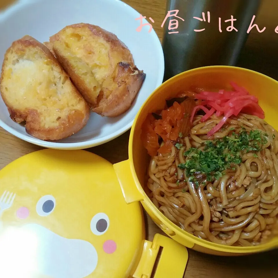 Snapdishの料理写真:フレンチトースト＆焼そば😋|aiさん