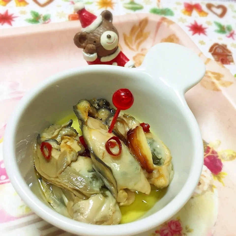 Snapdishの料理写真:牡蠣好きなら是非作って欲しい☆オリーブオイル漬け|さくらさん