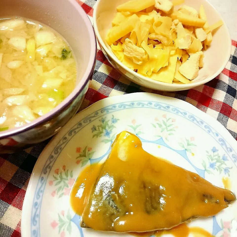 今日は和食♪さばの味噌煮☆筍とむね肉のきんぴら|Liyさん