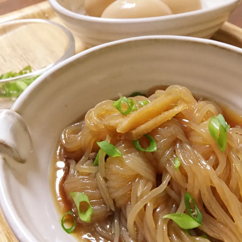 Snapdishの料理写真:角煮のタレからの☆しらたき煮&味付け卵|トトさん