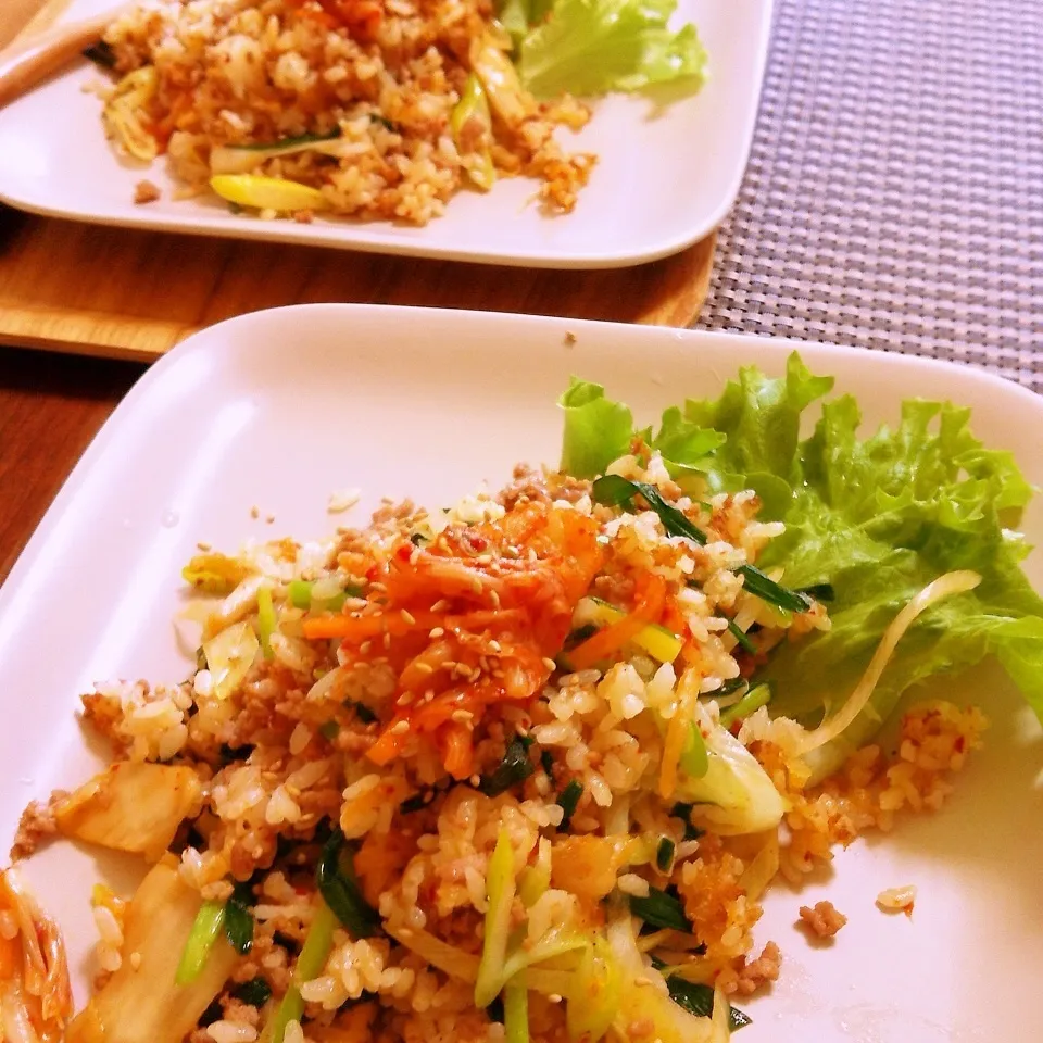 野菜たっぷり☆キムチチャーハン|トトさん