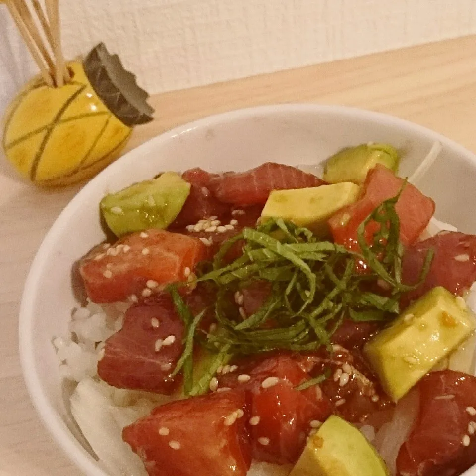 サーモンとマグロのポキ丼♪|Youkoさん