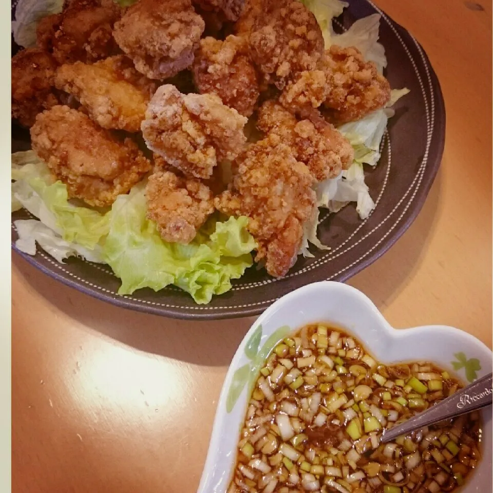 Snapdishの料理写真:鶏の唐揚げ⭐お好みで油淋鶏タレをどうぞ♪|Youkoさん