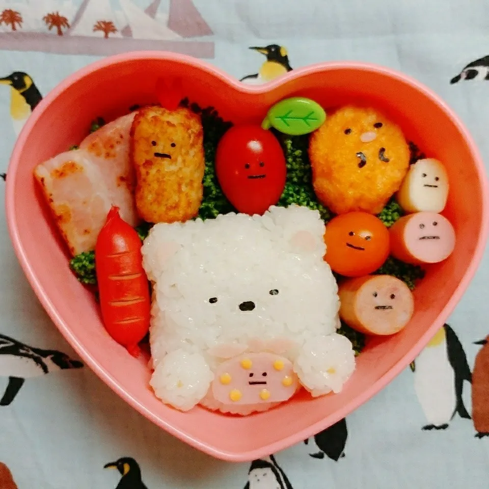 Snapdishの料理写真:すみっコぐらし しろくまとふろしきのお弁当|佐竹サコタンさん