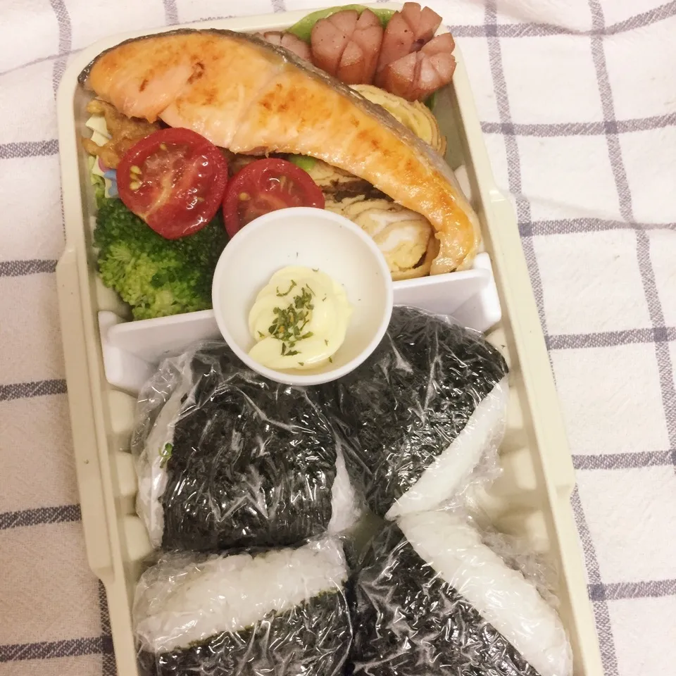 小2作♪パパ弁当|まぁ〜さん