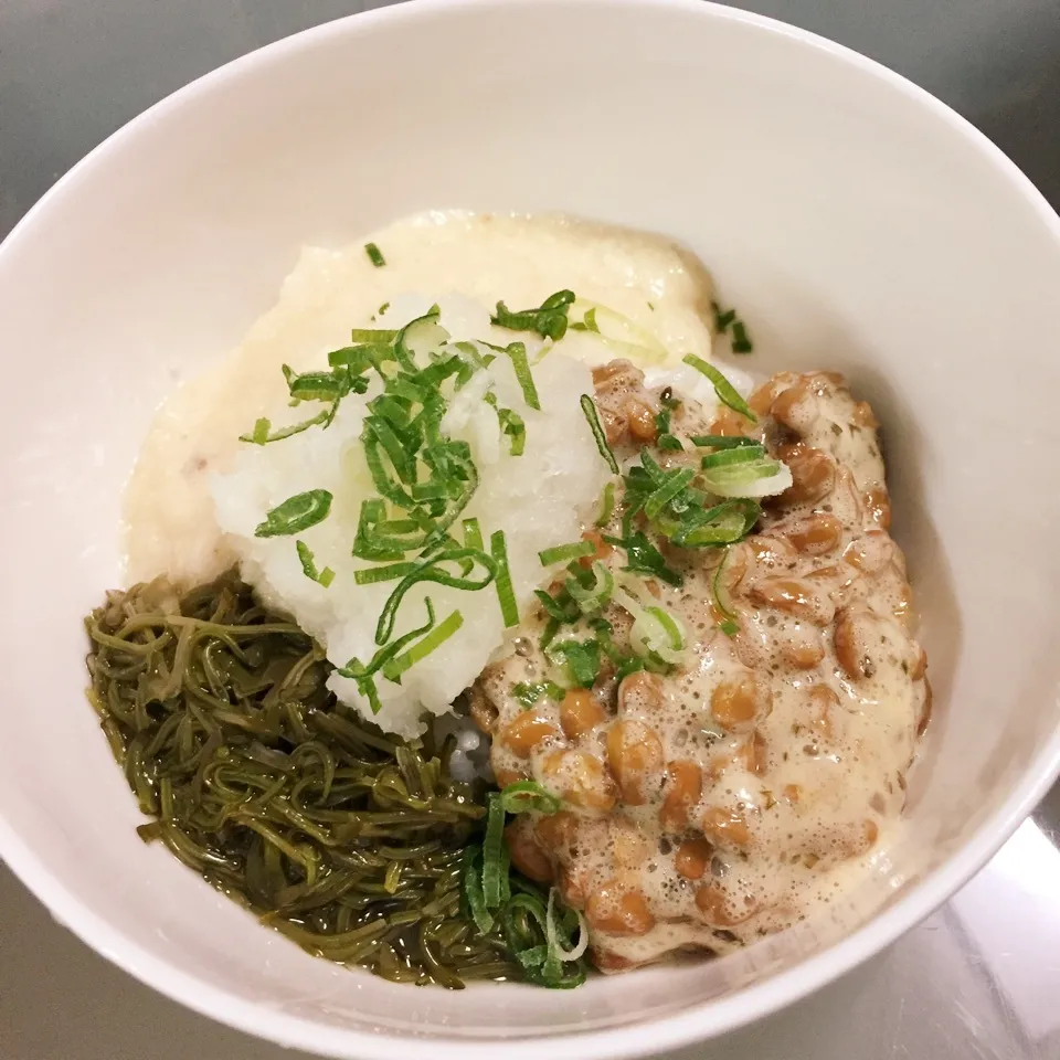 ネバネバ丼♪|まぁ〜さん