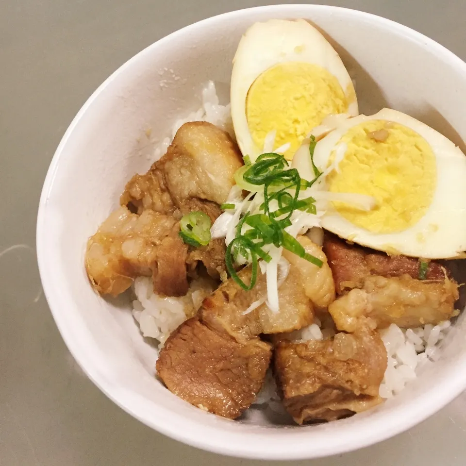 豚の角煮丼♪|まぁ〜さん