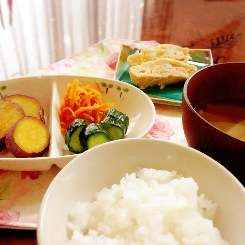 今日の朝ごはん♪ 作り置きのついでに|うさかめさん