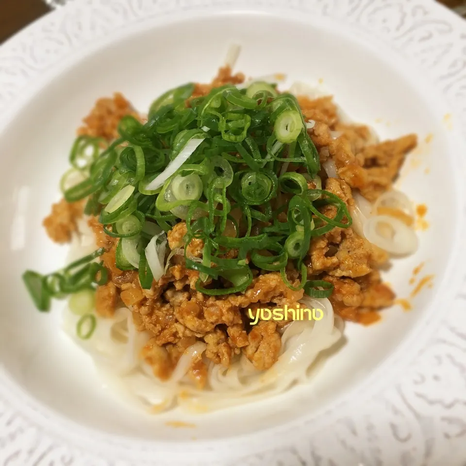 Snapdishの料理写真:【低糖質ごはん】ムネ肉×糖質ゼロ麺のジャージャー麺|ヨチパンさん