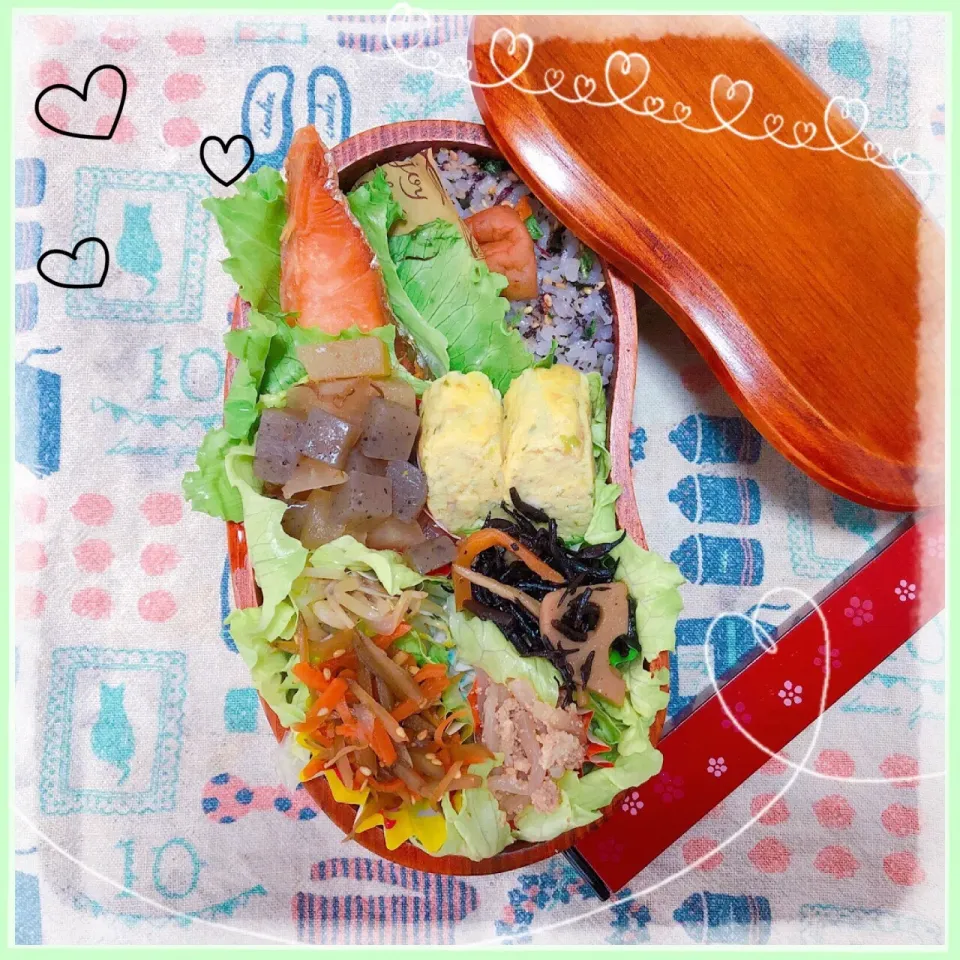 １１／２２ ｔｈｒ
鮭弁当🍴|rinaronarさん