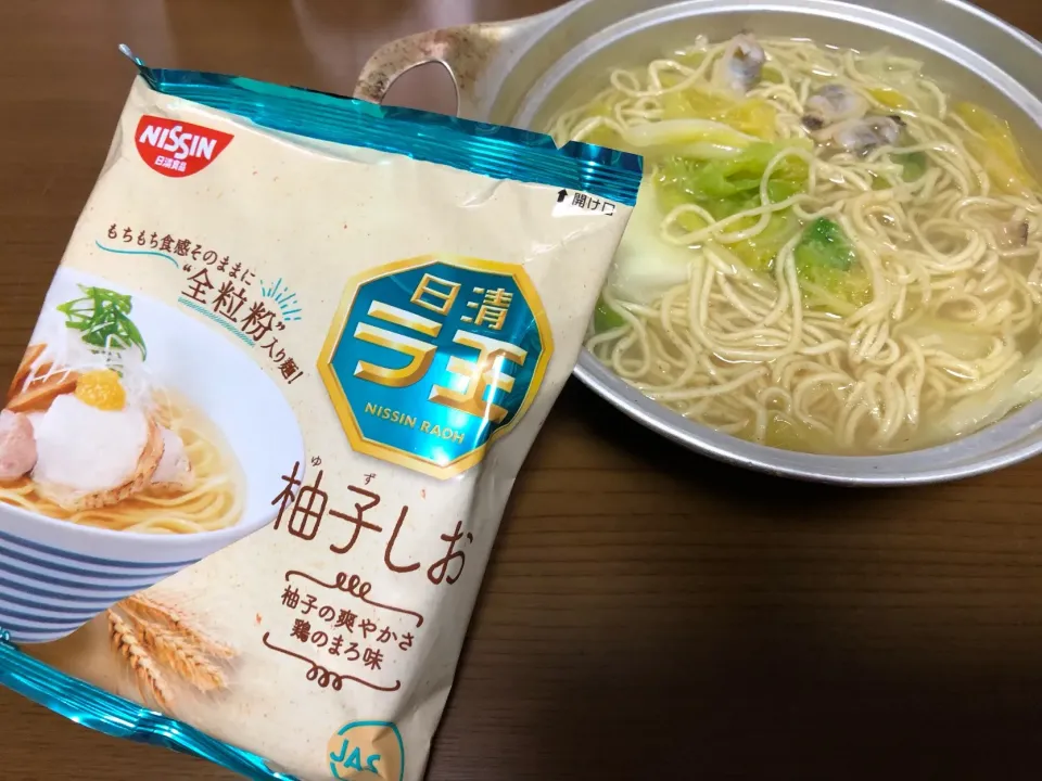 お昼…インスタントラーメン|ma-ko omaさん