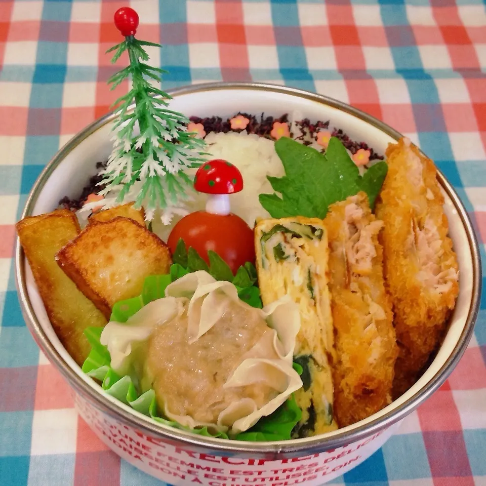 今年ラストな女子大生弁当|さくらんさん