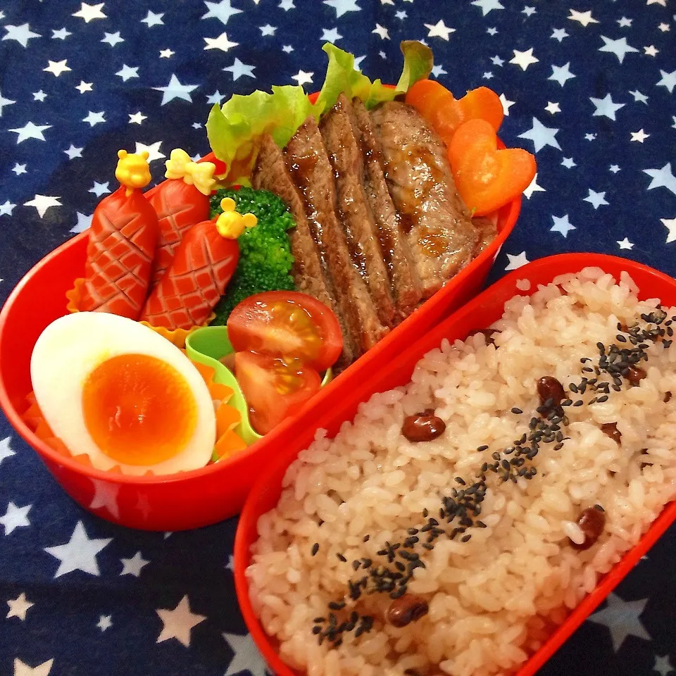 Snapdishの料理写真:高校 ラスト弁当⁉︎ステーキ弁当|さくらんさん