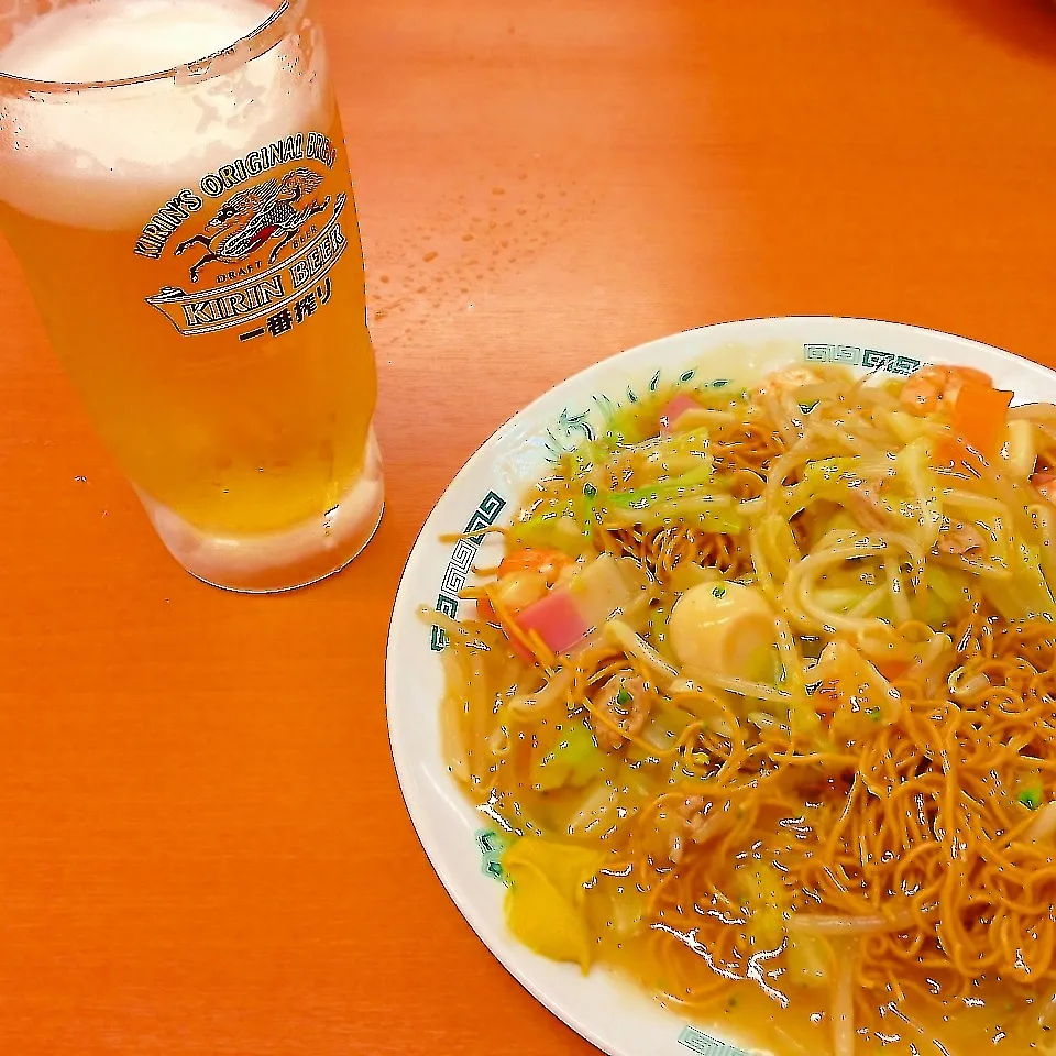 Snapdishの料理写真:日高屋  かた焼きそば|さくらんさん