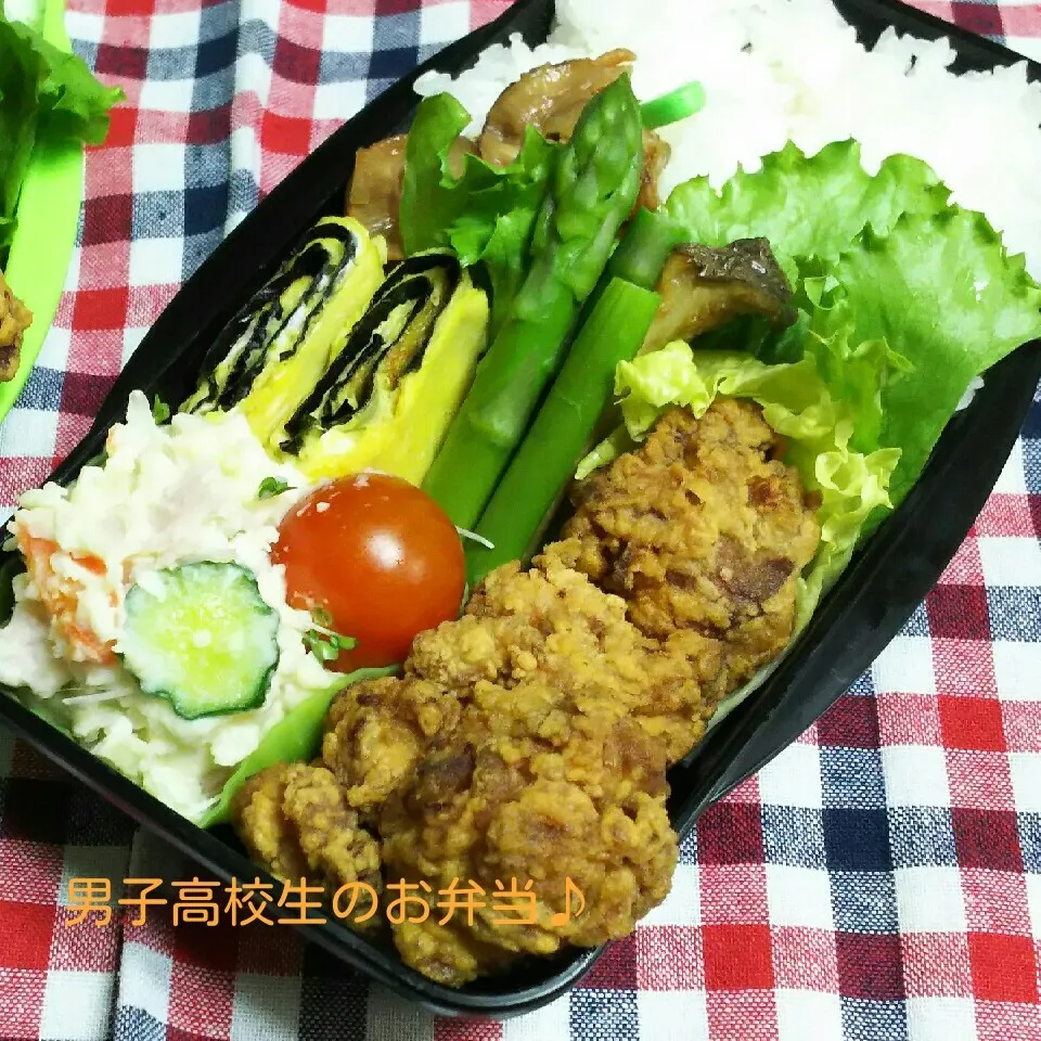 Snapdishの料理写真:鶏唐揚げ弁当♪|ちびたまさん