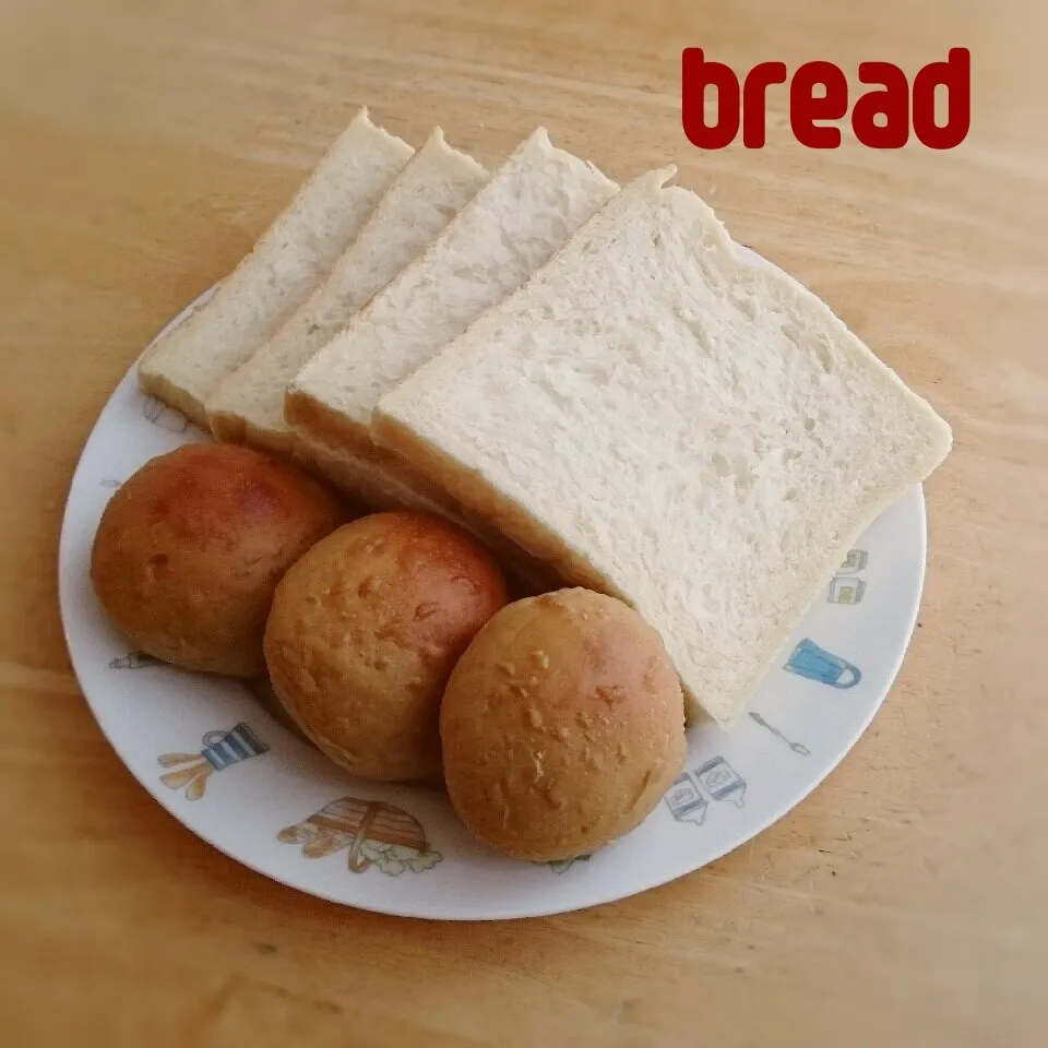 カフェオレパンとふわふわ食パン|こむぎさん