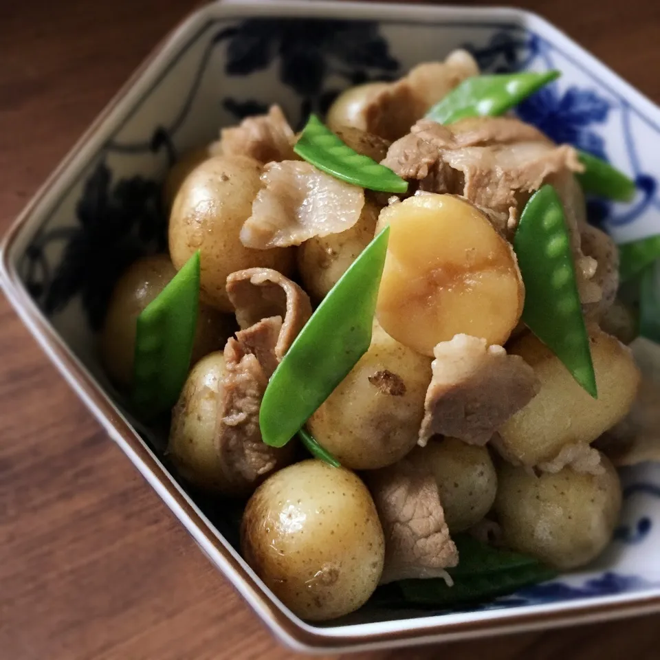 新じゃがと豚肉の煮物|こはるんママさん