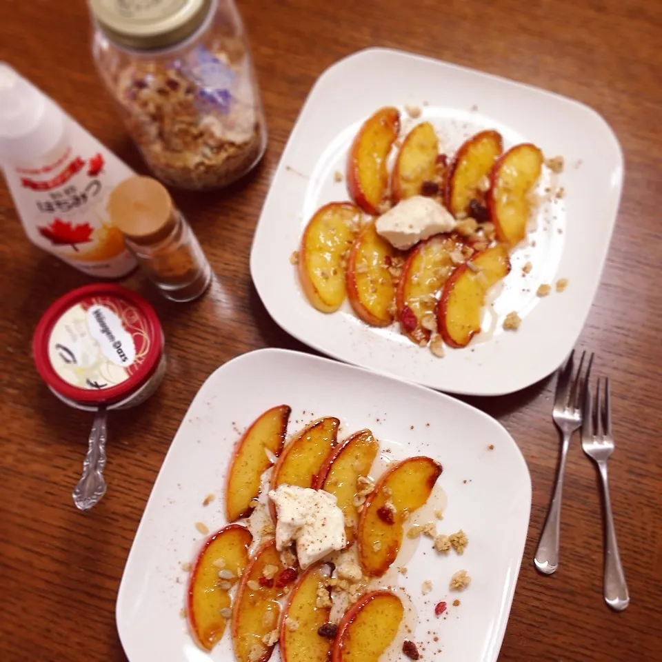 ココナッツオイルで焼きりんご♡|こはるんママさん