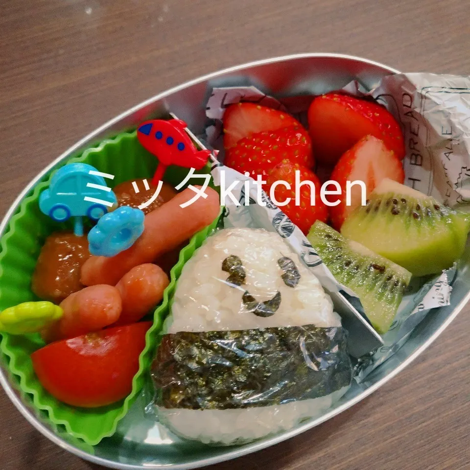 Snapdishの料理写真:ちび助弁当|ミッタさん