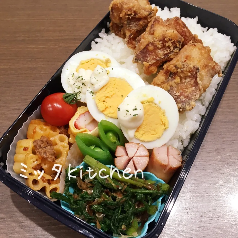 Snapdishの料理写真:パパ弁。唐揚げどーん！|ミッタさん