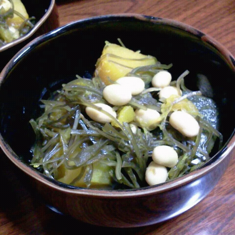 かぼちゃと昆布とおまめの煮物♪|ちびたまさん