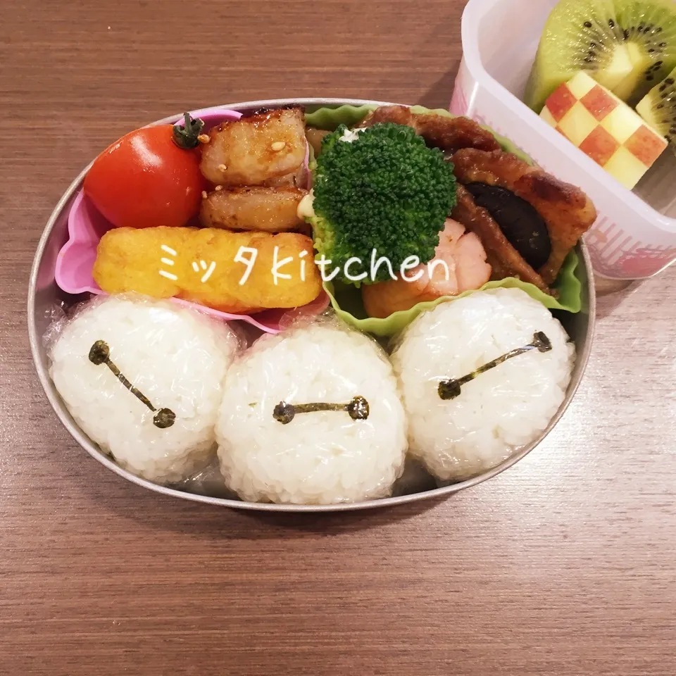 園児弁当。ベイマックスぎゅうぎゅう|ミッタさん