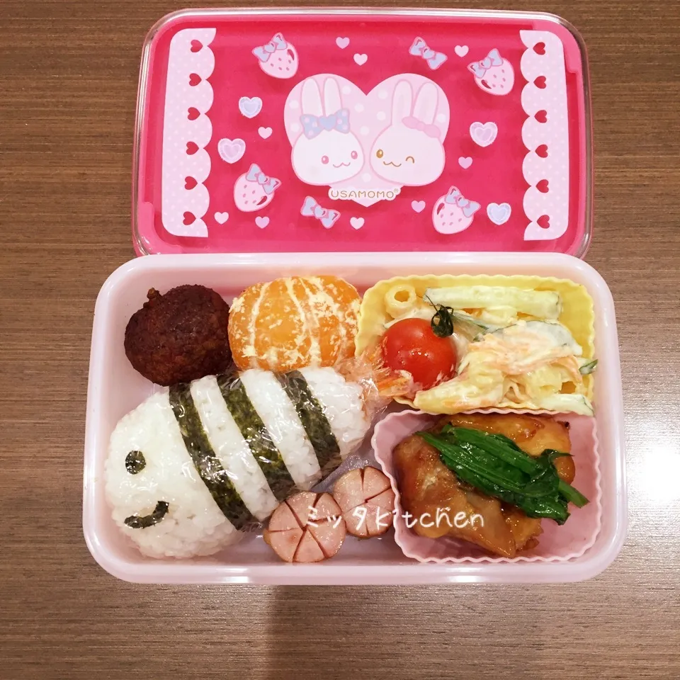 園児弁当。エビフライのお魚おにぎり|ミッタさん