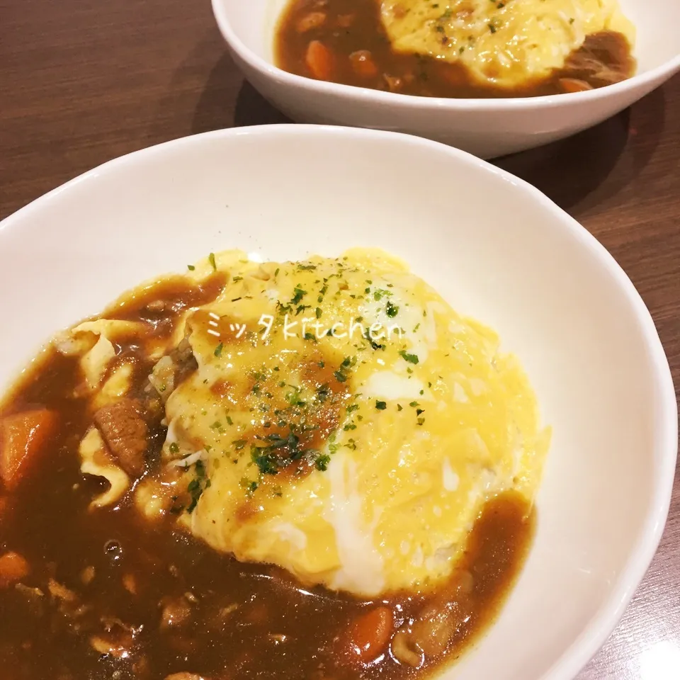 Snapdishの料理写真:カレーの残りでオムカレー|ミッタさん