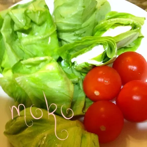 すっんごい簡単！サラダ菜クリームチーズ巻き♥︎|mokomamaさん