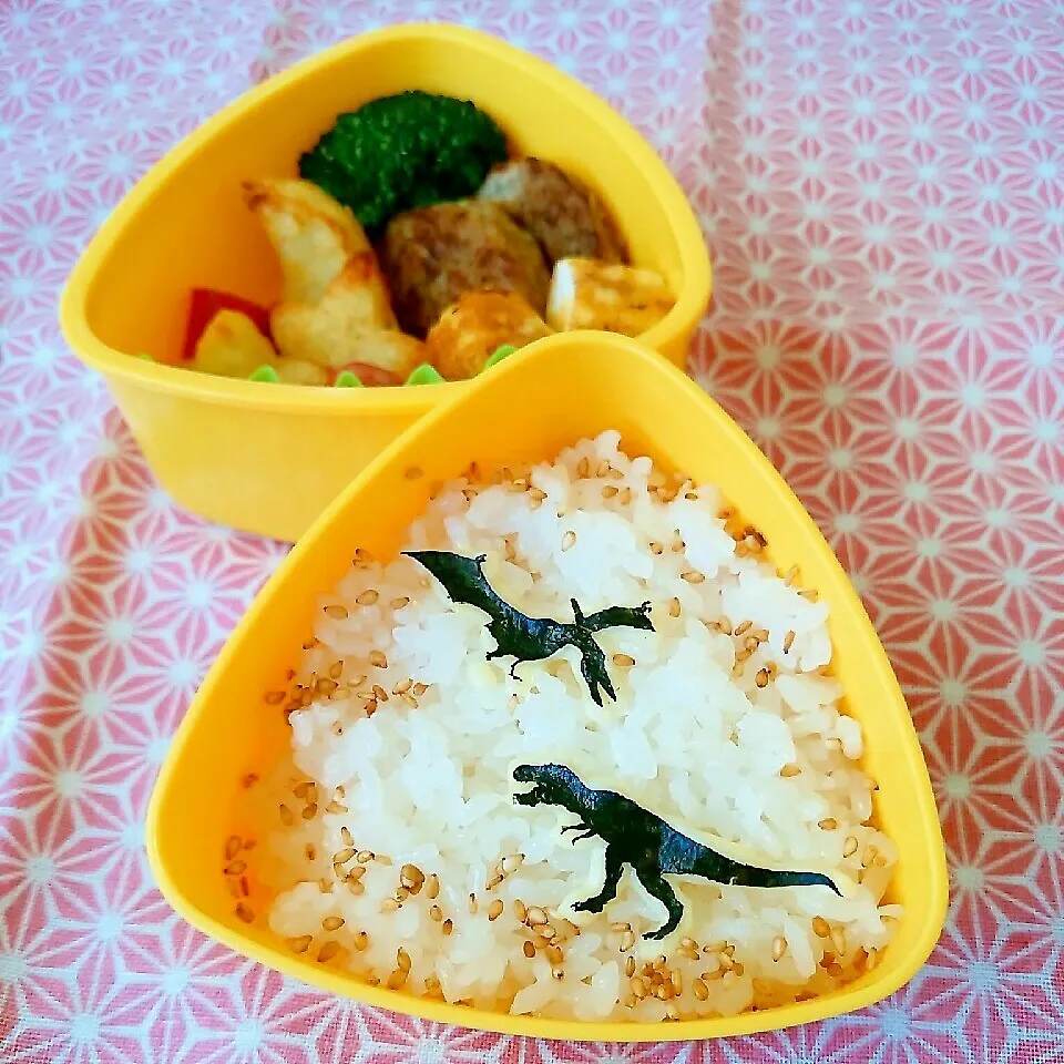 恐竜弁当|ゆかりんさん