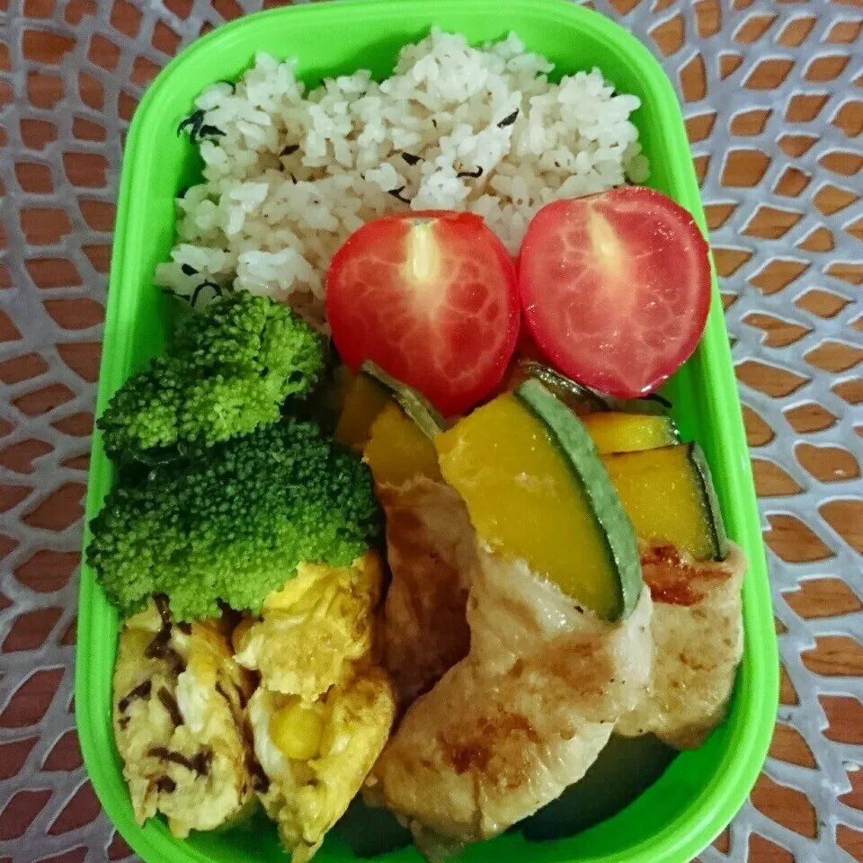 Snapdishの料理写真:☆お弁当: 29Sep2016|momomotototokokokoさん