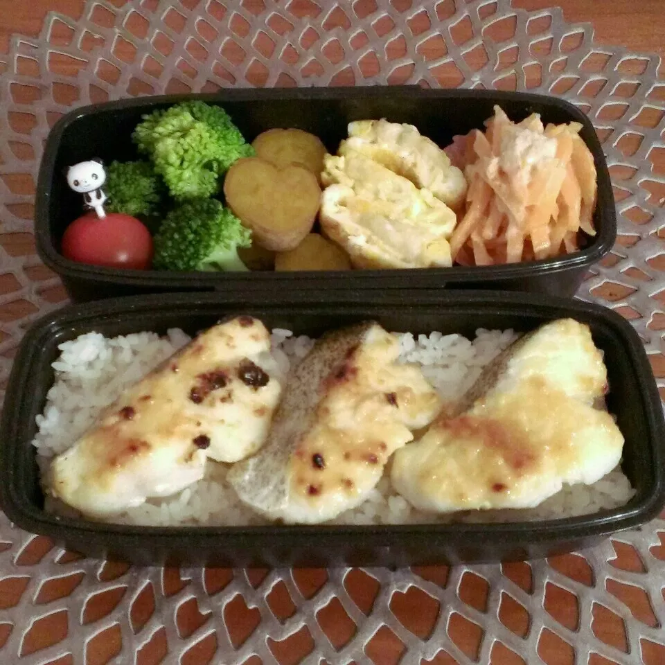 Snapdishの料理写真:☆お弁当:28Apr2016|momomotototokokokoさん