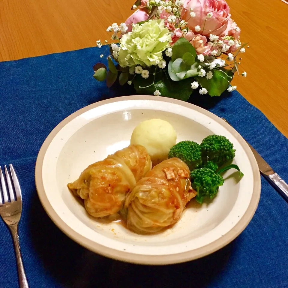 ✨冬キャベツで作ろう(๑˃̵ᴗ˂̵)🍴ロールキャベツ|マミさんさん