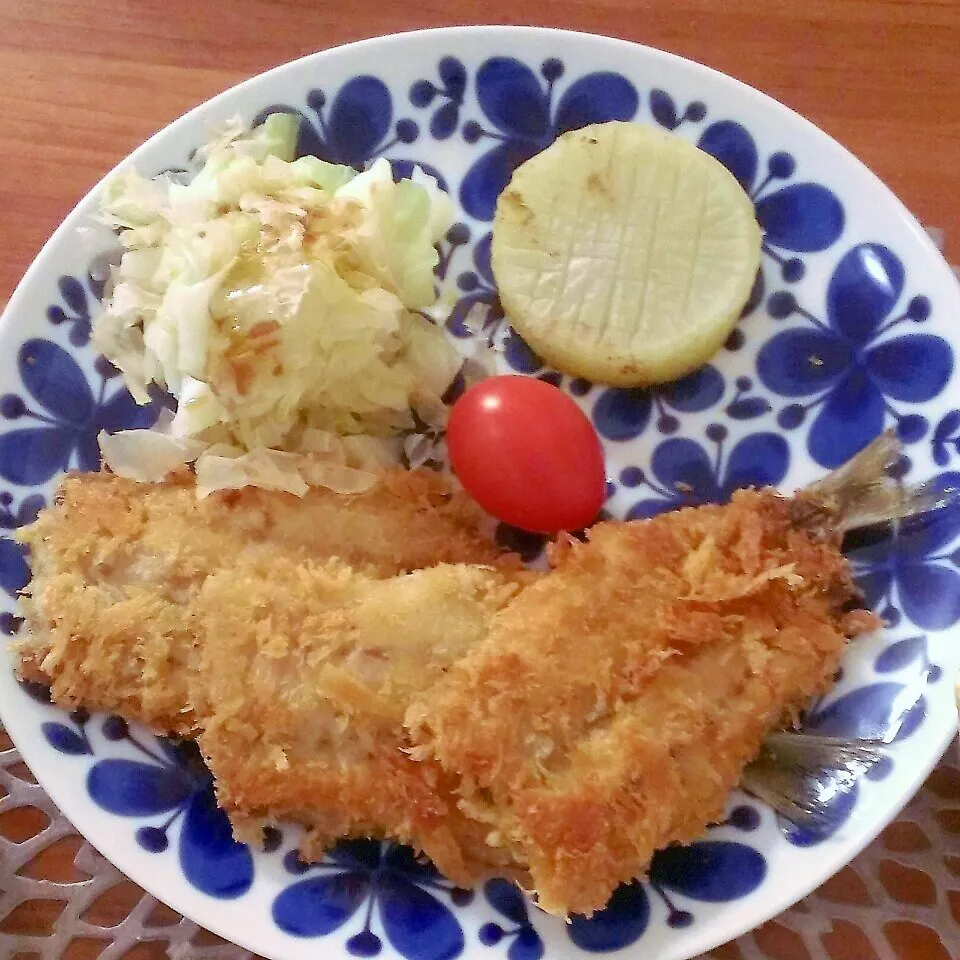 Snapdishの料理写真:いわしフライ|momomotototokokokoさん