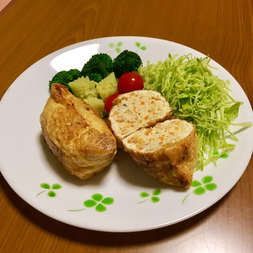 Snapdishの料理写真:油揚げのメンチカツ🍴|マミさんさん