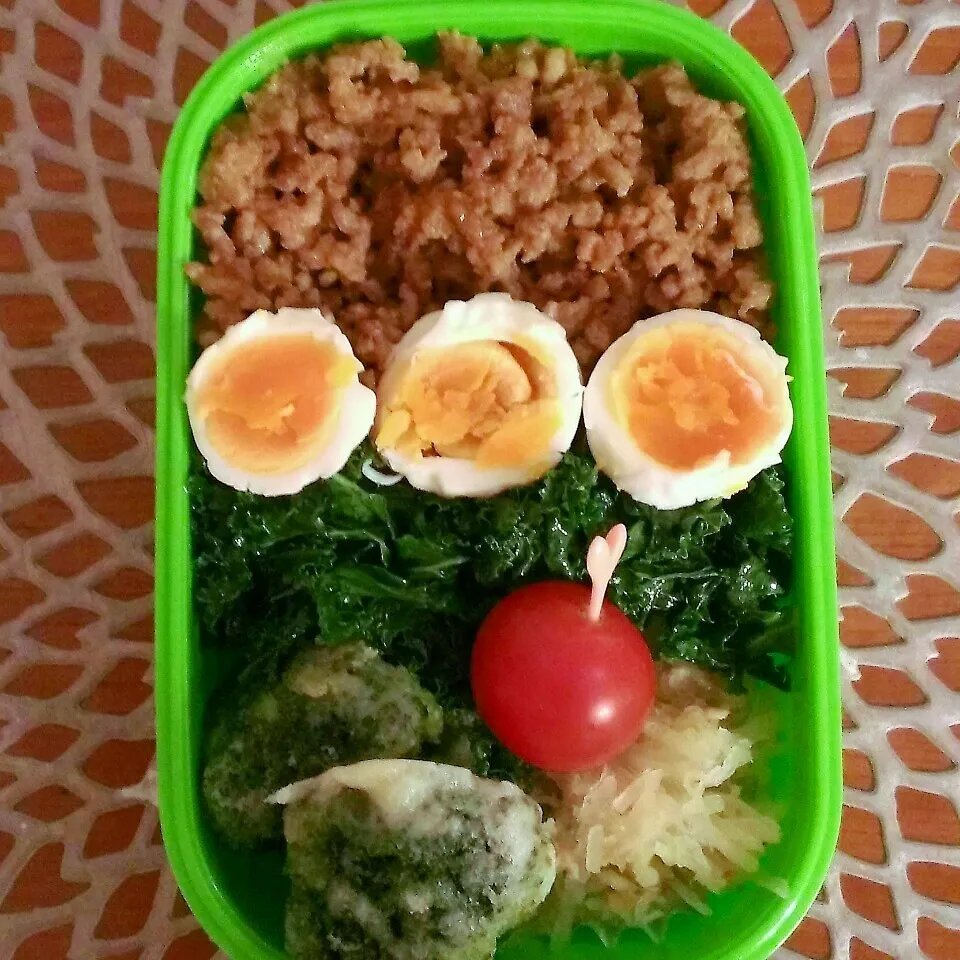 Snapdishの料理写真:☆お弁当:07Dec2015|momomotototokokokoさん