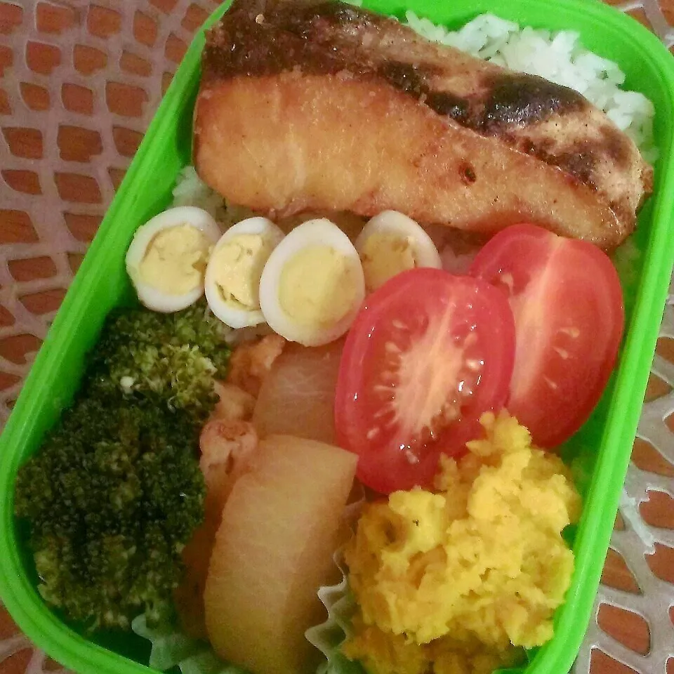 Snapdishの料理写真:☆お弁当:27Nov2015|momomotototokokokoさん