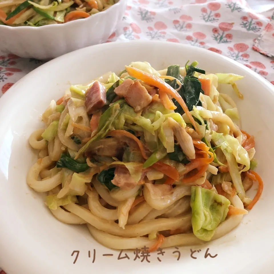 Snapdishの料理写真:減塩クリーム焼きうどん|じぇじぇさん