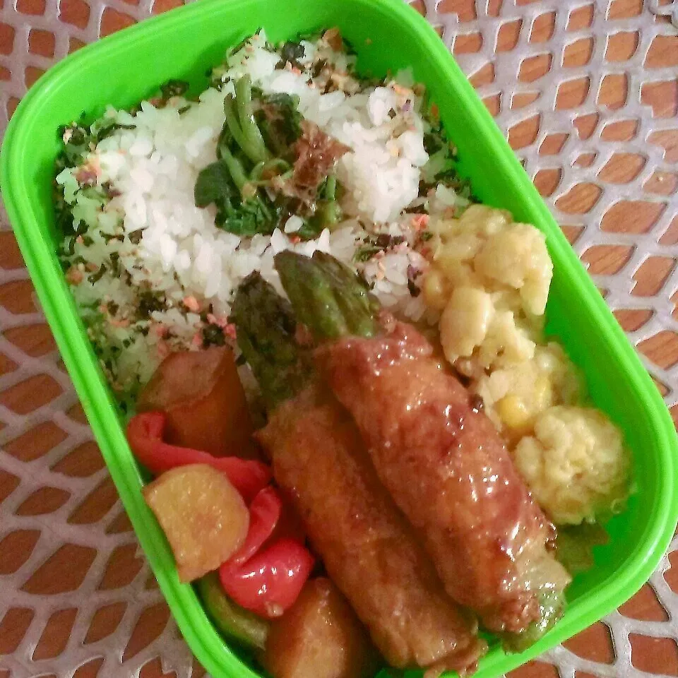 Snapdishの料理写真:☆お弁当:05Nov2015|momomotototokokokoさん