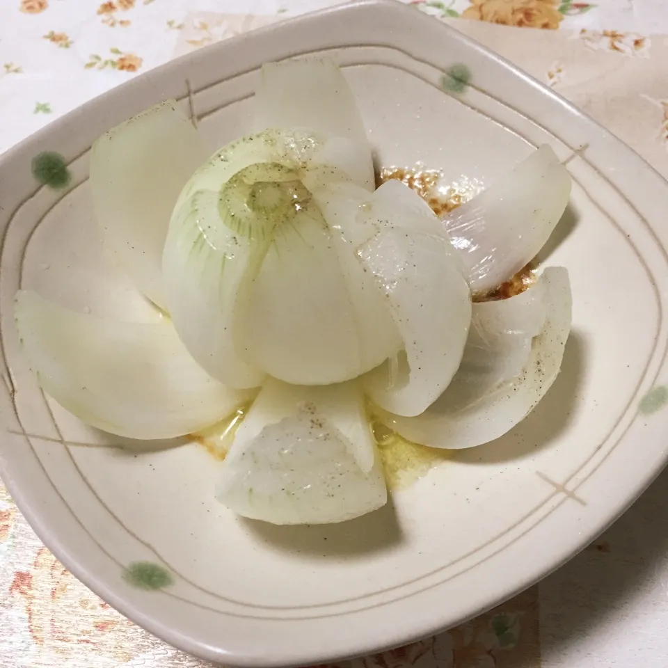 Snapdishの料理写真:丸ごと玉ねぎ|じぇじぇさん