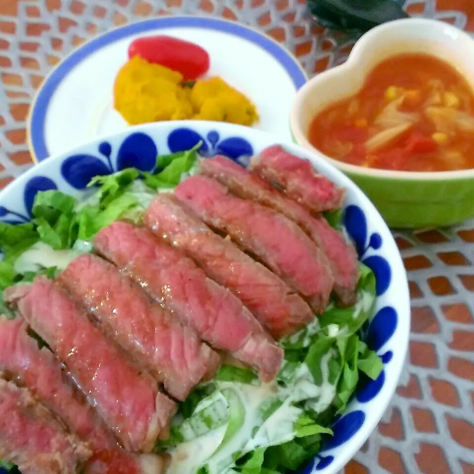 ステーキ丼|momomotototokokokoさん