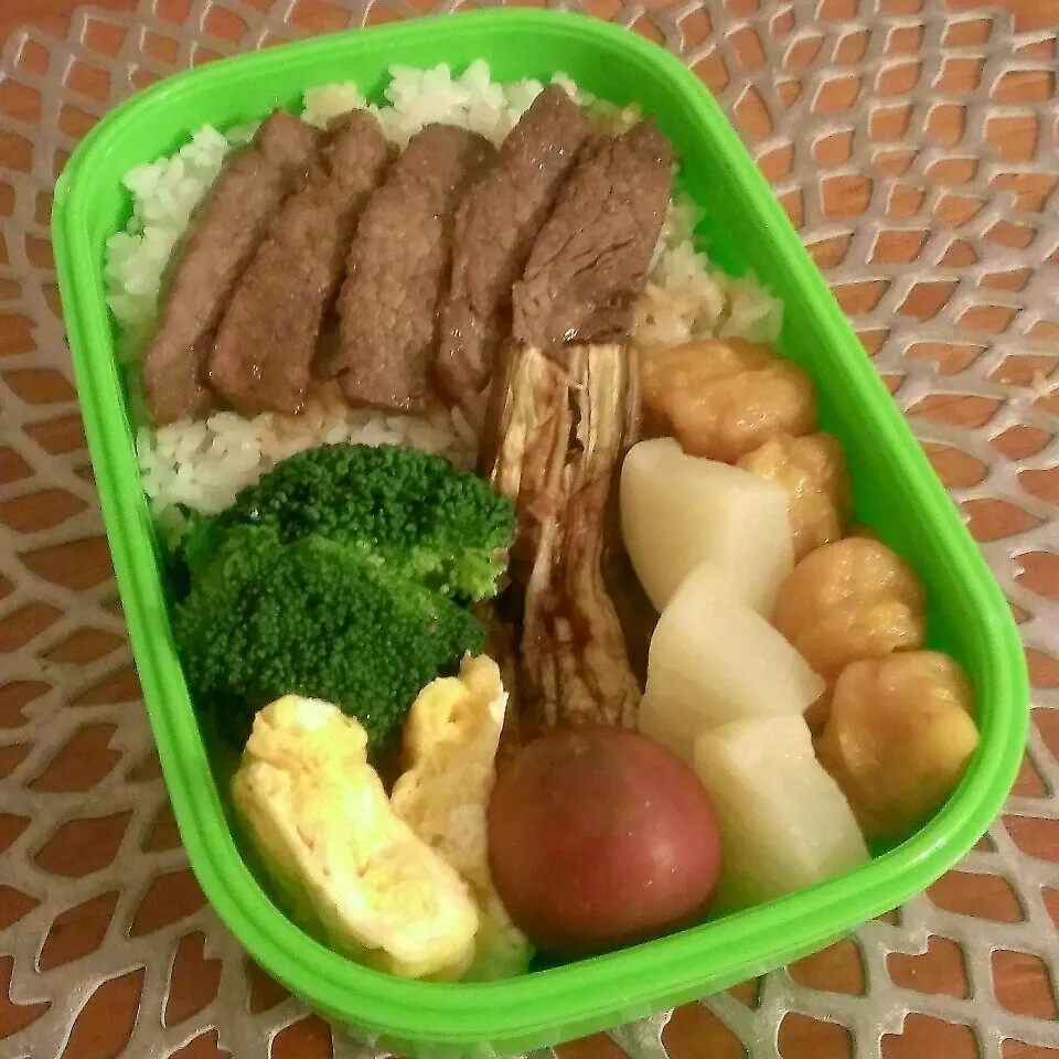 Snapdishの料理写真:☆お弁当:02Sep2015|momomotototokokokoさん